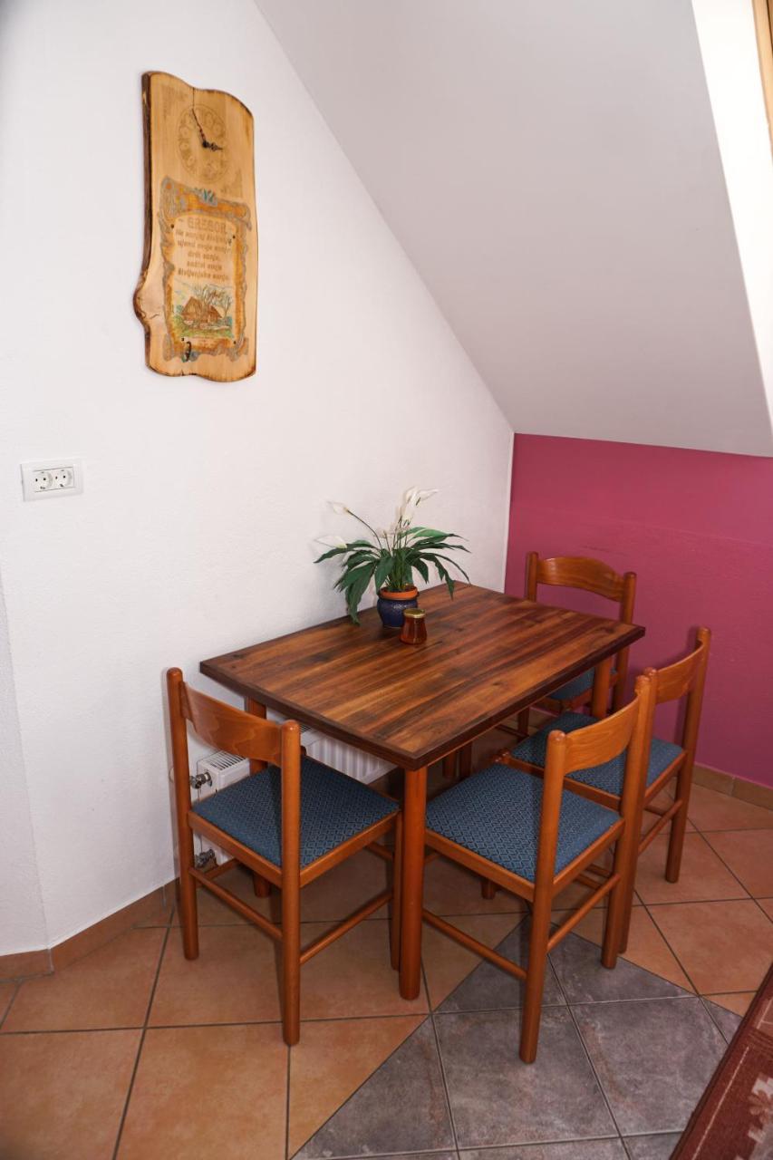 Apartment Ozebek เชียร์คโน ภายนอก รูปภาพ